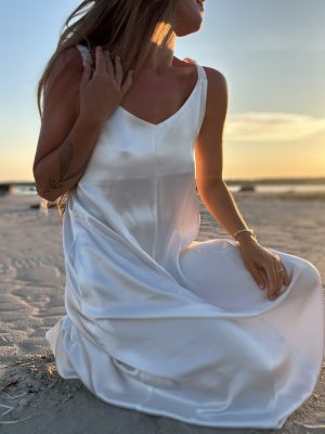 Aura dress White