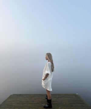 Luna linen short dress in white